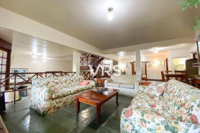 Imagem Casa com 6 Quartos à Venda, 461 m² em Albuquerque - Teresópolis Imagem Casa com 6 Quartos à Venda, 461 m² em Albuquerque - Teresópolis
