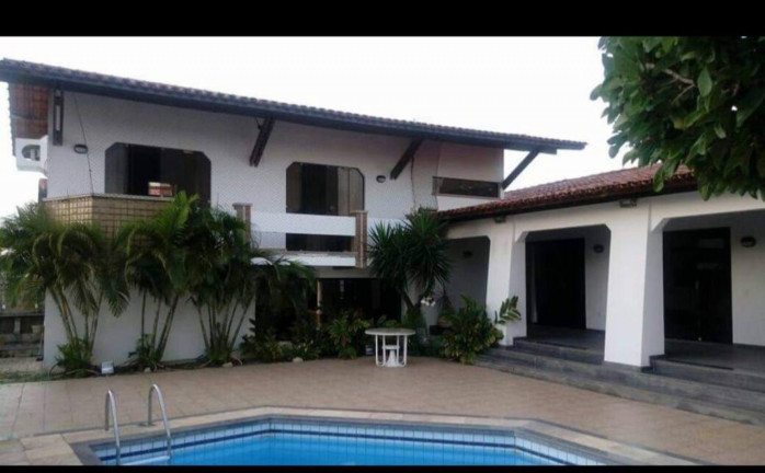 Imagem Casa com 3 Quartos à Venda, 378 m² em Farolândia - Aracaju Imagem Casa com 3 Quartos à Venda, 378 m² em Farolândia - Aracaju