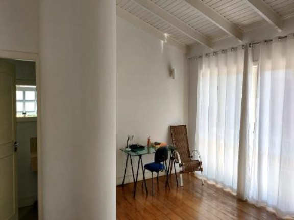 Imagem Sobrado com 10 Quartos à Venda, 200 m² em Arujázinho Iv - Arujá Imagem Sobrado com 10 Quartos à Venda, 200 m² em Arujázinho Iv - Arujá