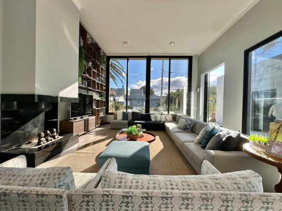 Imagem Casa com 4 Quartos à Venda, 219 m² em Atlantida Sul - Capao Da Canoa Imagem Casa com 4 Quartos à Venda, 219 m² em Atlantida Sul - Capao Da Canoa