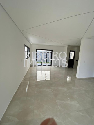 Imagem Casa com 3 Quartos à Venda, 131 m² em Portais (polvilho) - Cajamar Imagem Casa com 3 Quartos à Venda, 131 m² em Portais (polvilho) - Cajamar