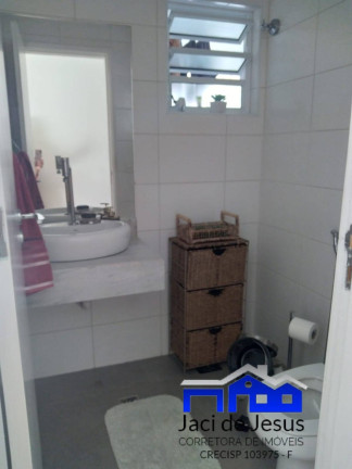 Imagem Casa com 3 Quartos à Venda, 180 m² em Marapé - Santos