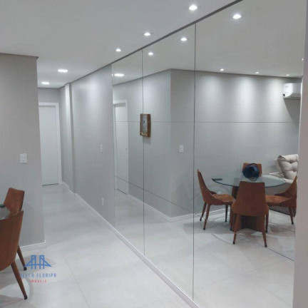 Imagem Apartamento com 2 Quartos à Venda, 67 m² em Centro - Florianópolis Imagem Apartamento com 2 Quartos à Venda, 67 m² em Centro - Florianópolis