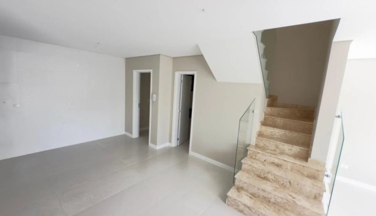 Imagem Sobrado com 3 Quartos à Venda, 160 m² em Portão - Curitiba