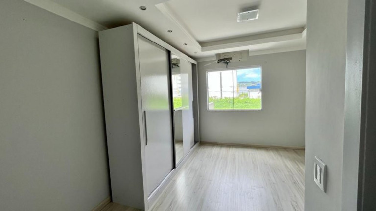 Imagem Apartamento com 2 Quartos à Venda, 66 m² em Santa Regina - Camboriú