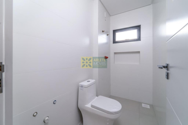 Imagem Cobertura com 3 Quartos à Venda, 151 m² em Mariscal - Bombinhas