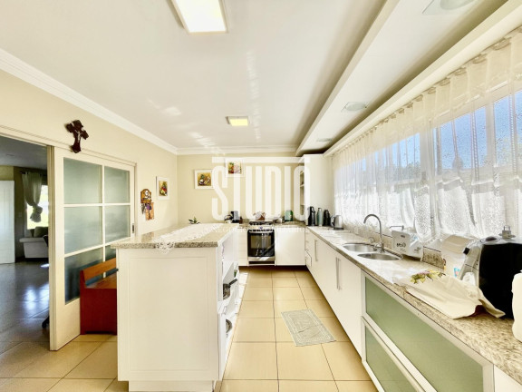 Imagem Casa com 3 Quartos à Venda, 3.000 m² em Centro - Garibaldi Imagem Casa com 3 Quartos à Venda, 3.000 m² em Centro - Garibaldi