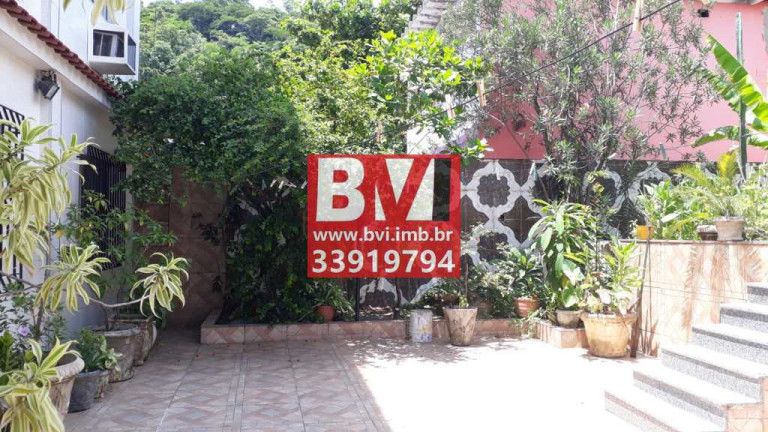Imagem Casa com 5 Quartos à Venda, 210 m² em Vila Kosmos - Rio De Janeiro Imagem Casa com 5 Quartos à Venda, 210 m² em Vila Kosmos - Rio De Janeiro