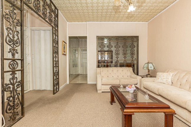 Imagem Casa com 3 Quartos à Venda, 225 m² em Seminário - Curitiba