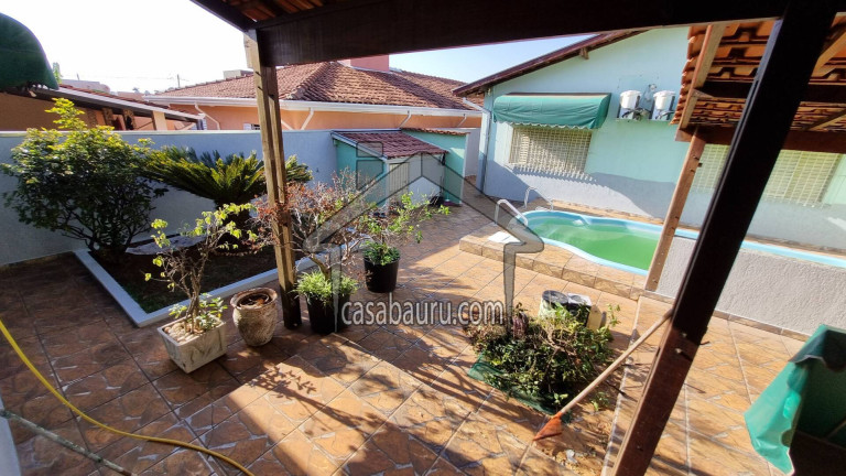 Imagem Casa com 3 Quartos à Venda, 363 m² em Vila Nipônica - Bauru