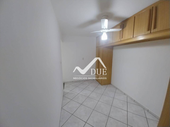 Imagem Apartamento com 2 Quartos à Venda, 72 m² em Aparecida - Santos