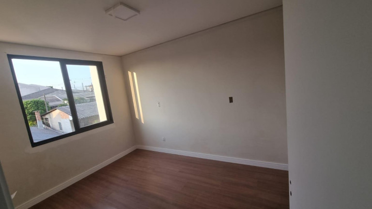 Imagem Casa com 3 Quartos à Venda, 120 m² em Campo De Santana - Curitiba