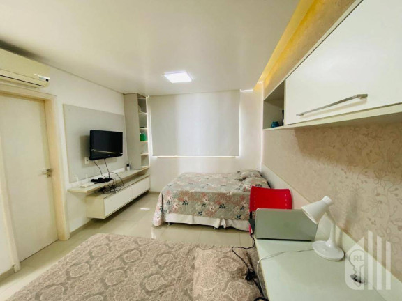 Imagem Casa com 5 Quartos à Venda, 375 m² em Tabajaras - Teresina