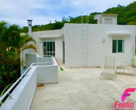 Imagem Casa com 3 Quartos à Venda, 390 m² em Lagoa Da Conceição - Florianópolis Imagem Casa com 3 Quartos à Venda, 390 m² em Lagoa Da Conceição - Florianópolis