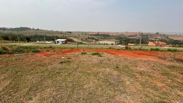 Imagem Terreno à Venda, em Parque Itape - Itapetininga Imagem Terreno à Venda, em Parque Itape - Itapetininga