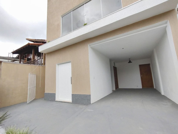 Imagem Casa com 4 Quartos à Venda, 216 m² em Albuquerque - Teresópolis Imagem Casa com 4 Quartos à Venda, 216 m² em Albuquerque - Teresópolis