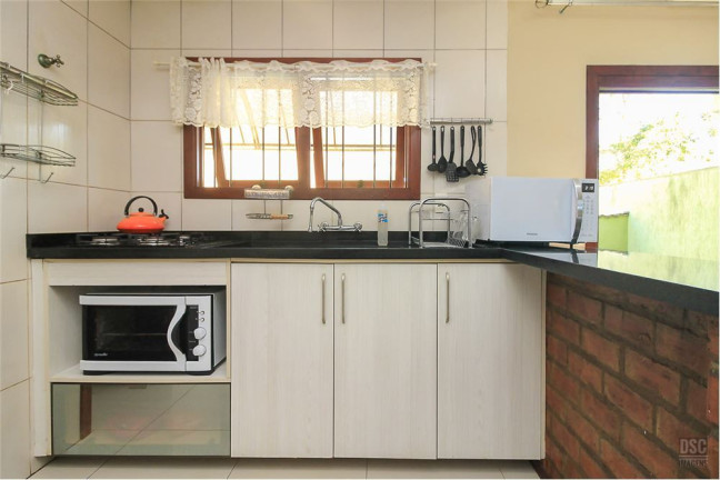 Imagem Casa com 3 Quartos à Venda,  em Hípica - Porto Alegre