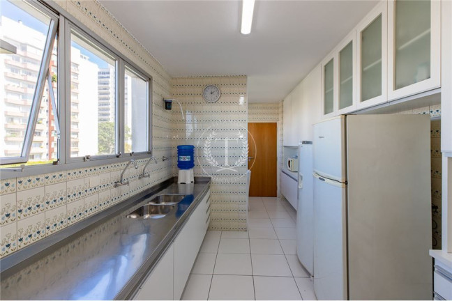 Imagem Apartamento com 5 Quartos à Venda, 212 m² em Morumbi - São Paulo Imagem Apartamento com 5 Quartos à Venda, 212 m² em Morumbi - São Paulo