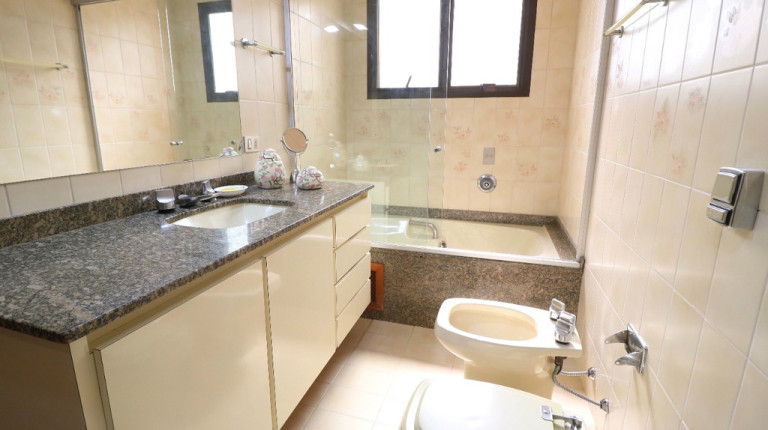 Imagem Apartamento com 3 Quartos à Venda, 200 m² em Campo Belo - São Paulo Imagem Apartamento com 3 Quartos à Venda, 200 m² em Campo Belo - São Paulo