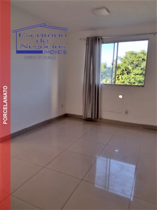Imagem Imóvel com 2 Quartos à Venda, 40 m² em Cavalhada - Porto Alegre