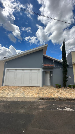 Casa com 3 Quartos à Venda, 300 m² em Prolongamento Vila Aparecida Ii - Franca