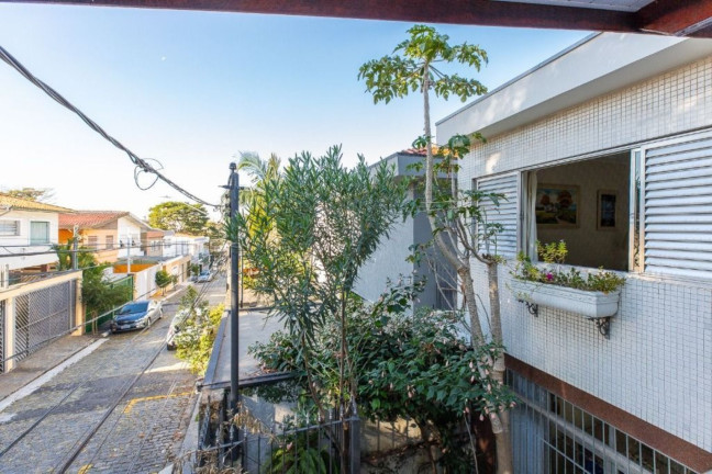 Imagem Casa com 3 Quartos à Venda, em Indianópolis - São Paulo Imagem Casa com 3 Quartos à Venda, em Indianópolis - São Paulo