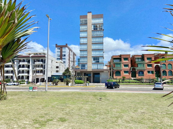 Imagem Apartamento com 2 Quartos à Venda, em Centro - Capão Da Canoa Imagem Apartamento com 2 Quartos à Venda, em Centro - Capão Da Canoa