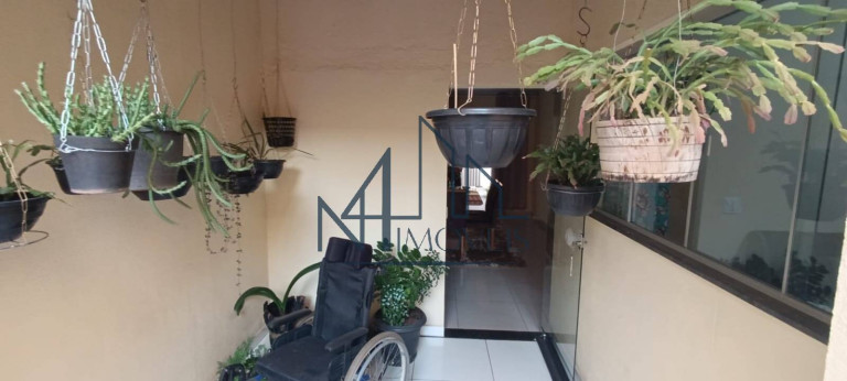 Imagem Casa com 3 Quartos à Venda, 210 m² em Pontal Sul - Acréscimo - Aparecida De Goiânia