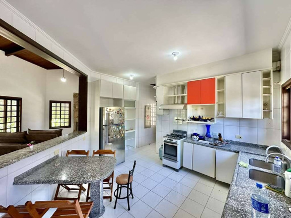 Imagem Casa com 3 Quartos à Venda, 255 m² em Granja Viana - Carapicuíba Imagem Casa com 3 Quartos à Venda, 255 m² em Granja Viana - Carapicuíba