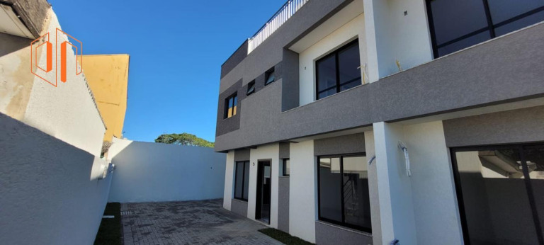 Imagem Sobrado com 3 Quartos à Venda, 104 m² em Cajuru - Curitiba