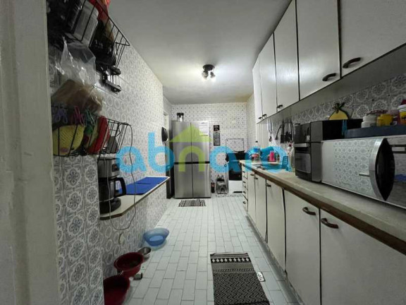 Imagem Apartamento com 3 Quartos à Venda, 100 m² em Copacabana - Rio De Janeiro