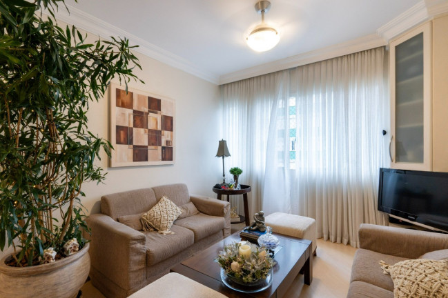 Imagem Apartamento com 3 Quartos à Venda, 91 m² em Moema - São Paulo