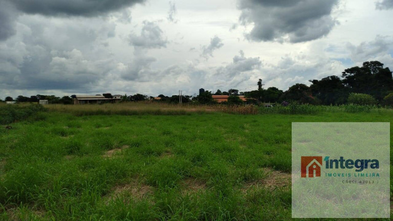 Imagem Chácara com 2 Quartos à Venda, 120 m² em Jardim Nova Limeira - Limeira Imagem Chácara com 2 Quartos à Venda, 120 m² em Jardim Nova Limeira - Limeira