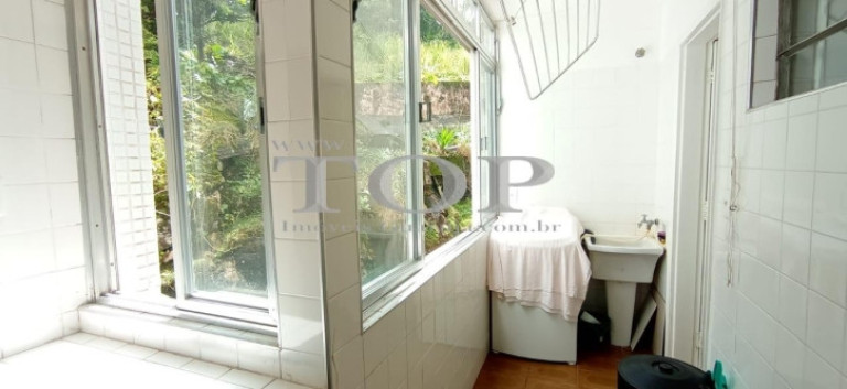 Imagem Apartamento com 4 Quartos à Venda, 156 m² em Pitangueiras - Guarujá Imagem Apartamento com 4 Quartos à Venda, 156 m² em Pitangueiras - Guarujá
