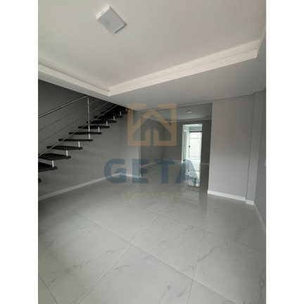 Imagem Sobrado com 2 Quartos à Venda, 101 m² em Rio Pequeno - Camboriú