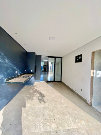 Imagem Casa com 3 Quartos à Venda, 280 m² em Setor Habitacional Arniqueira (águas Claras) - Brasília Imagem Casa com 3 Quartos à Venda, 280 m² em Setor Habitacional Arniqueira (águas Claras) - Brasília