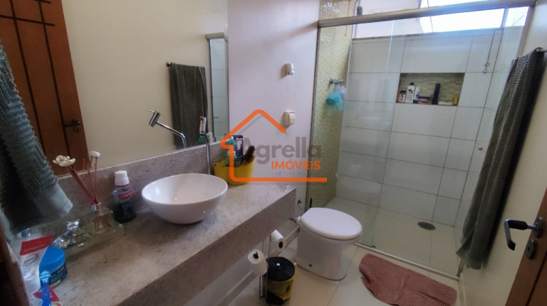 Imagem Casa com 4 Quartos à Venda, 241 m² em Jardim Patrícia - Mogi Mirim Imagem Casa com 4 Quartos à Venda, 241 m² em Jardim Patrícia - Mogi Mirim