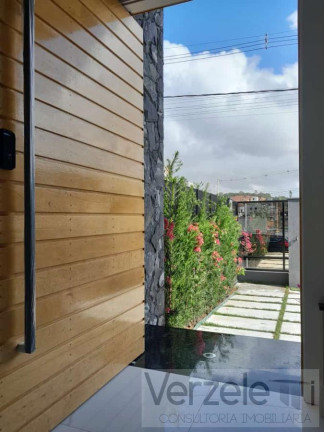 Imagem Casa com 2 Quartos à Venda, 182 m² em São Francisco De Assis - Camboriú Imagem Casa com 2 Quartos à Venda, 182 m² em São Francisco De Assis - Camboriú