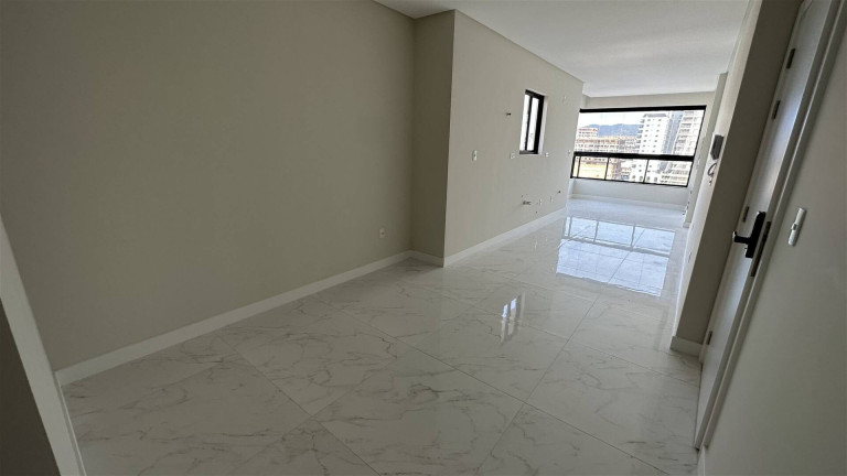 Imagem Apartamento com 3 Quartos à Venda, 100 m² em Meia Praia - Itapema