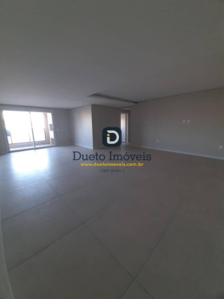 Imagem Apartamento com 3 Quartos à Venda, 221 m² em Nossa Senhora De Lourdes - Santa Maria Imagem Apartamento com 3 Quartos à Venda, 221 m² em Nossa Senhora De Lourdes - Santa Maria