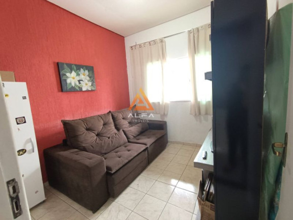 Imagem Casa com 3 Quartos à Venda, 145 m²