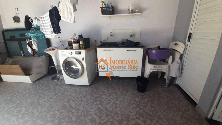 Imagem Sobrado com 3 Quartos à Venda, 380 m² em Jardim Santa Clara - Guarulhos Imagem Sobrado com 3 Quartos à Venda, 380 m² em Jardim Santa Clara - Guarulhos