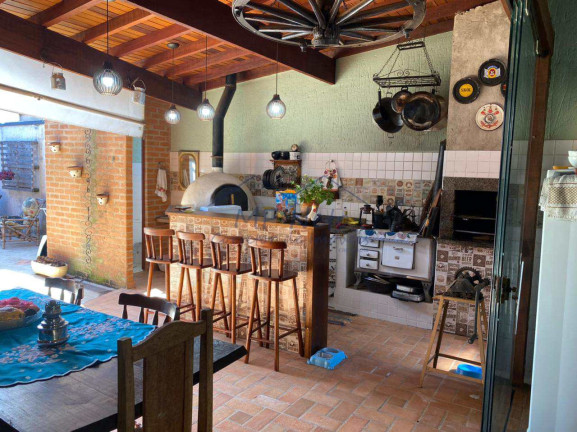 Casa com 3 Quartos à Venda, 251 m² em Jardim Rosim - Pirassununga