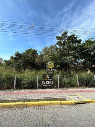 Terreno à Venda, 300 m² em Mariscal - Bombinhas