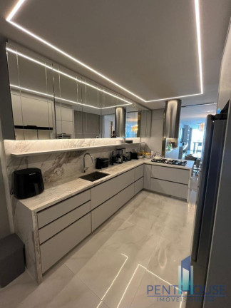 Imagem Apartamento com 4 Quartos à Venda, 230 m² em Centro - Balneário Camboriú Imagem Apartamento com 4 Quartos à Venda, 230 m² em Centro - Balneário Camboriú