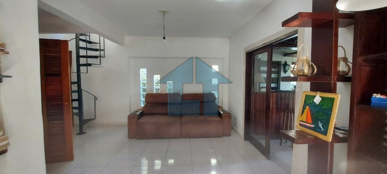 Imagem Casa com 4 Quartos à Venda, 1.500 m² em Vila Velha - Angra Dos Reis