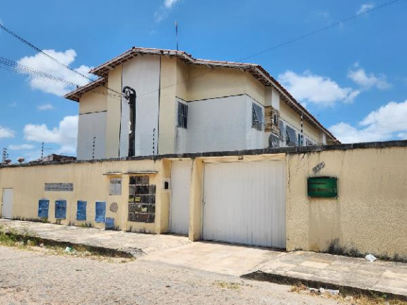 Apartamento com 2 Quartos à Venda, 45 m² em Parque Potira Jurema - Caucaia