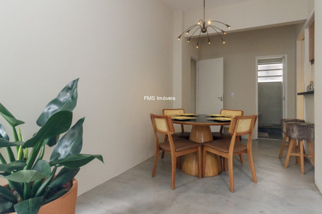 Imagem Imóvel com 2 Quartos à Venda, 113 m² em Higienópolis - São Paulo Imagem Imóvel com 2 Quartos à Venda, 113 m² em Higienópolis - São Paulo