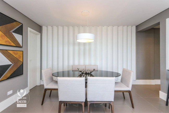 Imagem Apartamento com 3 Quartos à Venda, 106 m² em Cabral - Curitiba