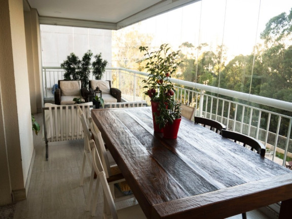Imagem Imóvel com 3 Quartos à Venda, 223 m² em Vila Andrade - São Paulo